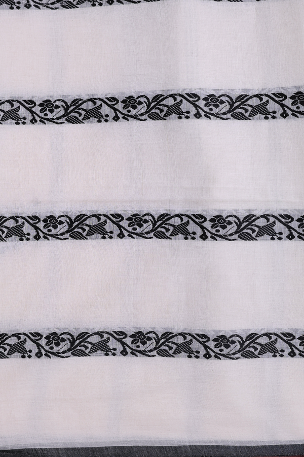 Bengal Cotton Saree In White With Threadwork Design