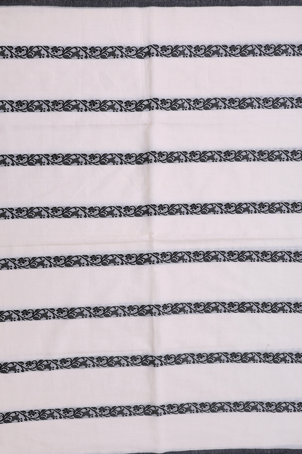 Bengal Cotton Saree In White With Threadwork Design