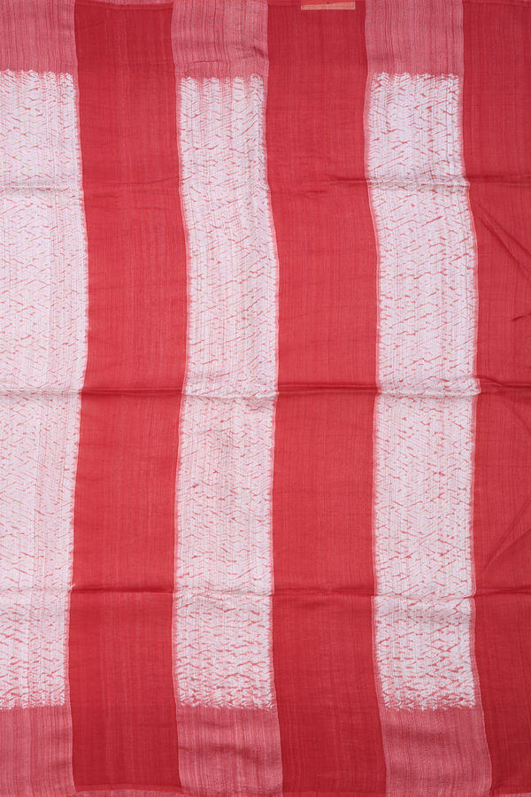 Bailu Silk Saree In White With Allover Design
