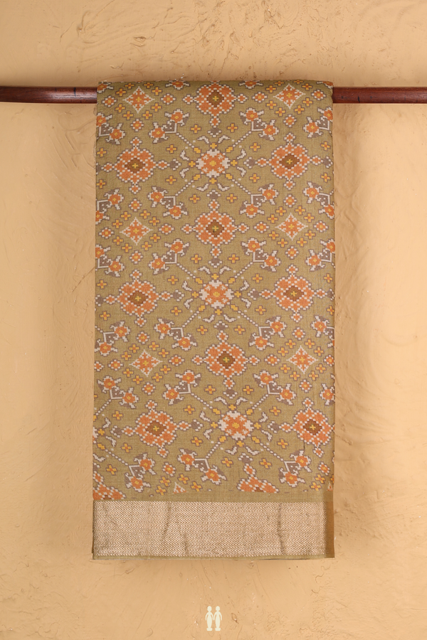 Tussar Silk Saree In Peanut Brown Printed Design