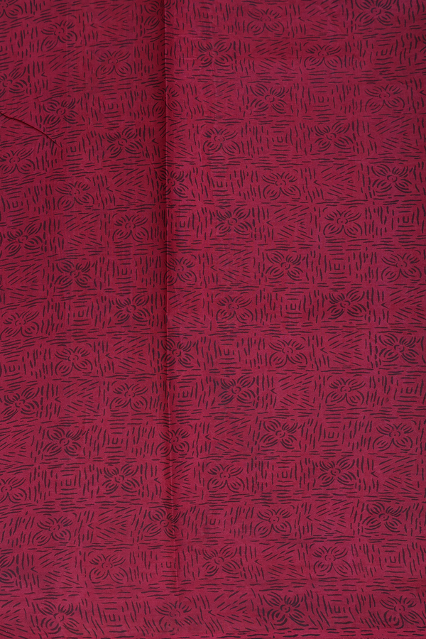 Printed Silk Saree In Multicolor With Diamond Design