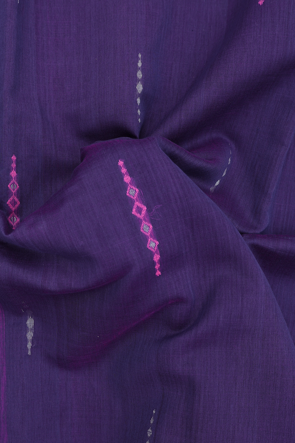 Linen Saree In Purple With Threadwork Design