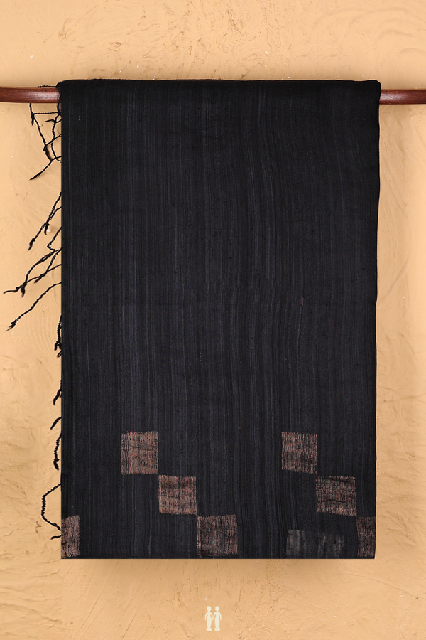 Bailu Silk Saree In Plain Black With Square Border