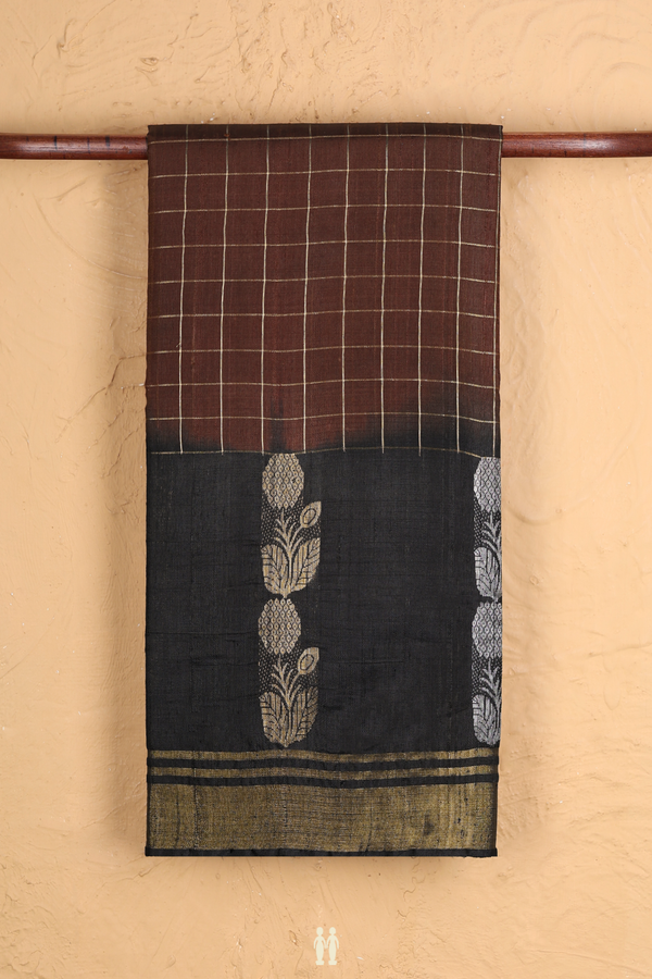 Jute Saree In Chocolate Brown With Checks Design