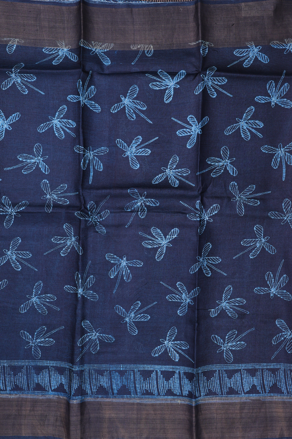 Tussar Silk Saree In Navy Blue With Shibori Design
