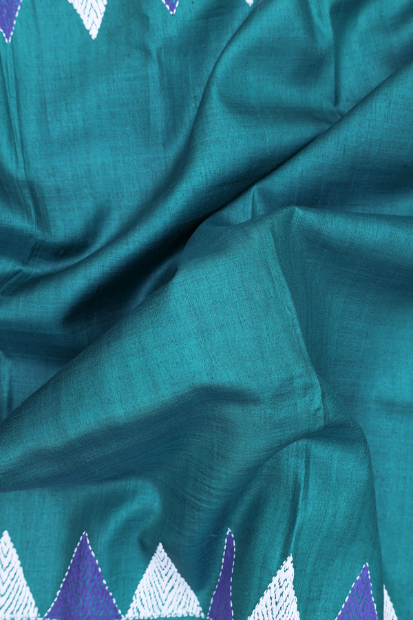 Tussar Silk Saree In Peacock Green With Threadwork Border