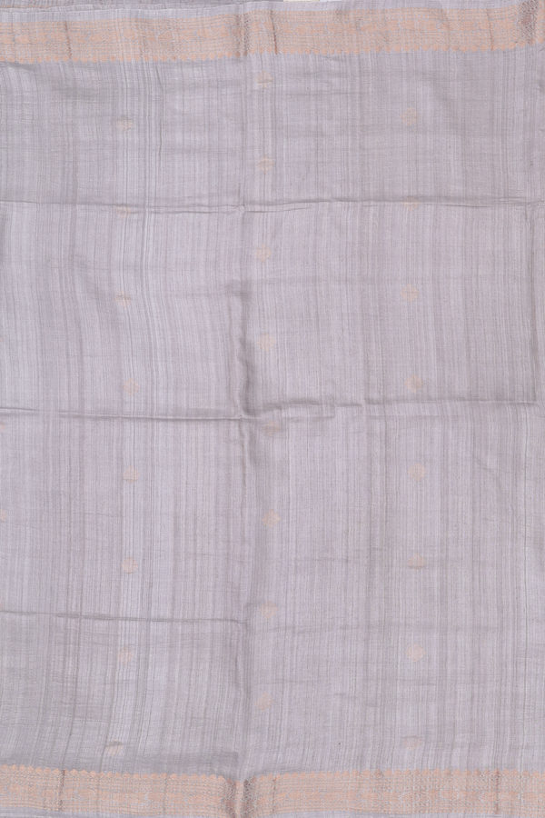 Bailu Silk Saree In Light Grey With Zari Buttas