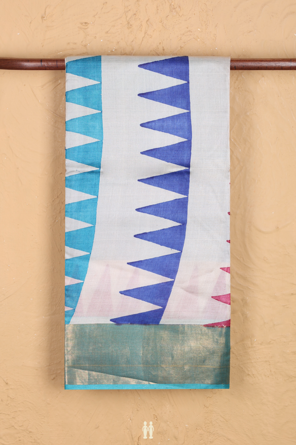 Tussar Silk Saree In Off White With Chevron Design