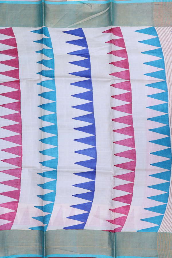 Tussar Silk Saree In Off White With Chevron Design
