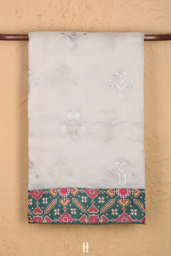 Organza Silk Saree In White With Floral Motifs