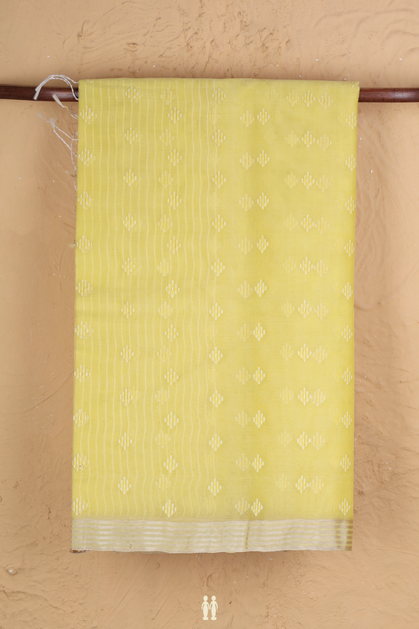 Muslin Bengal Cotton Saree In Yellow With Allover Buttas