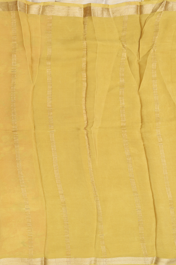 Crepe Saree In Pink With Floral Design