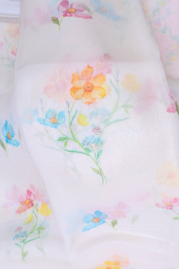 Organza Silk Saree In White With Floral Printed Design