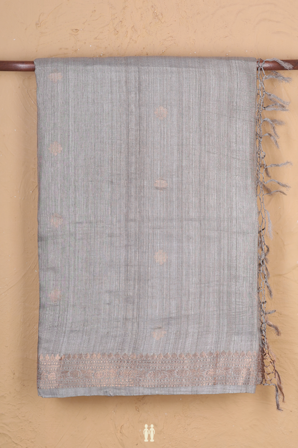 Bailu Silk Saree In Light Grey With Zari Buttas