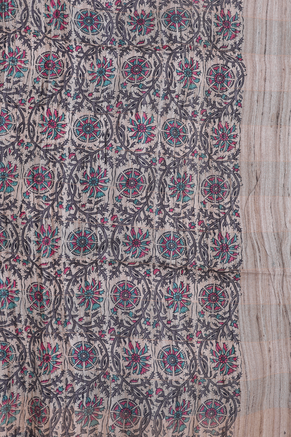 Tussar Silk Saree In Green And Cream With Checks Design