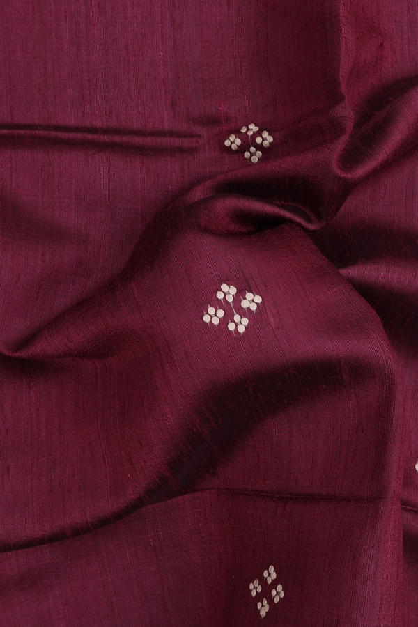 Tussar Silk Saree In Maroon With Threadwork Buttas
