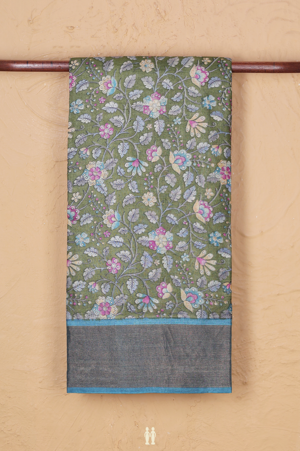 Tussar Silk Saree In Green With Floral Printed Design