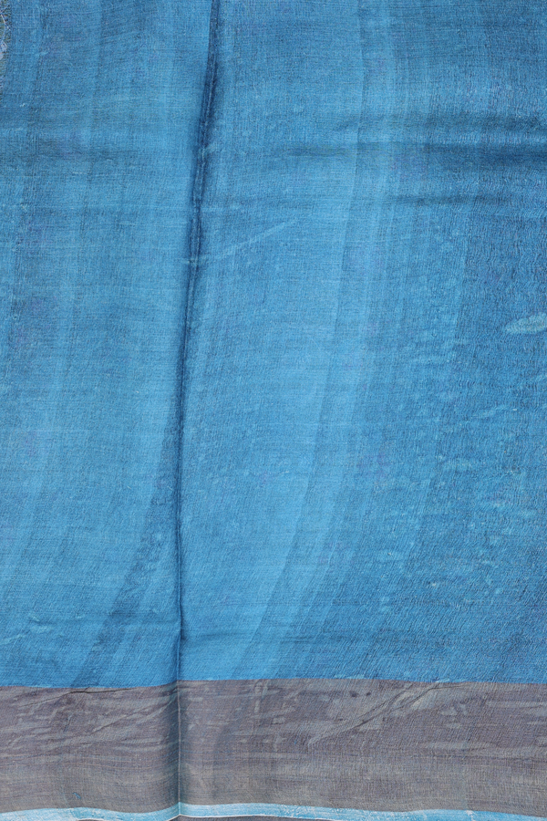 Tussar Silk Saree In Green With Floral Printed Design