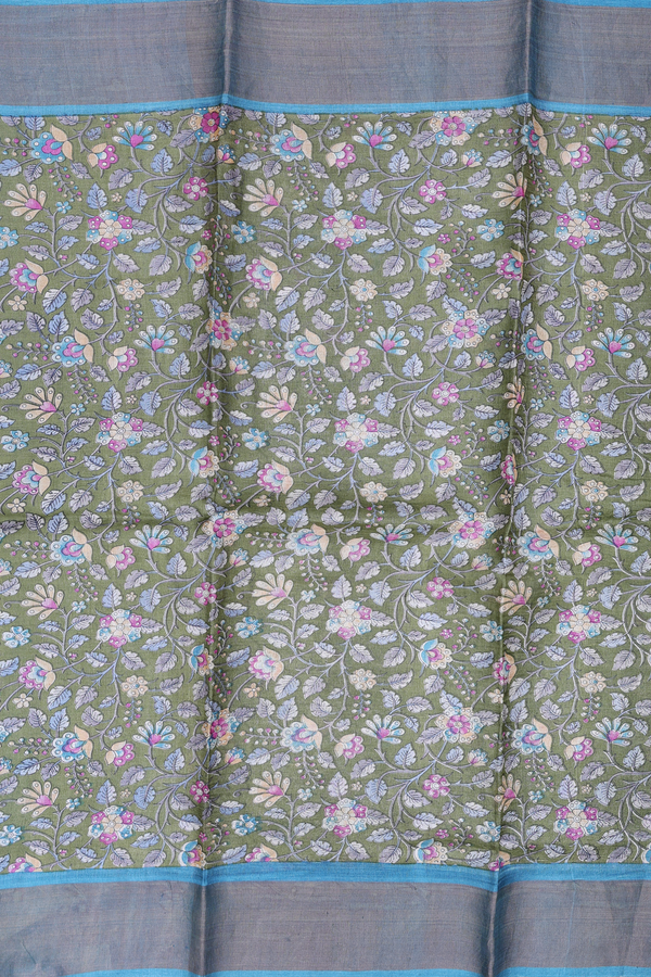 Tussar Silk Saree In Green With Floral Printed Design