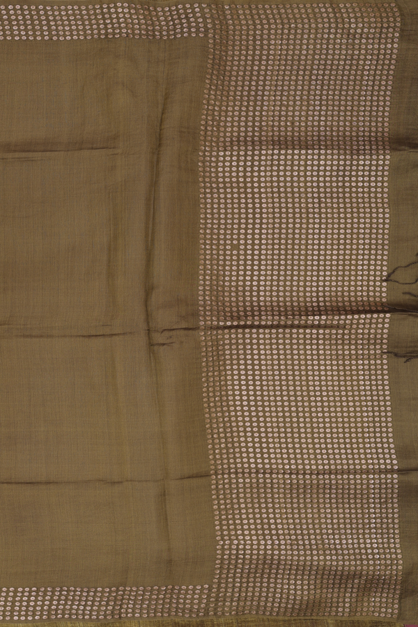 Bailu Silk Saree In Mehendi Green With Chamki Work Border
