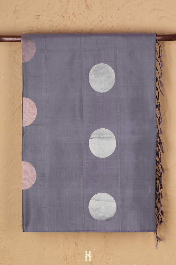 Soft Silk Saree In Grey With Circle Motifs