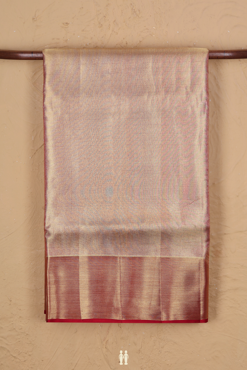 Kanchipuram Silk Saree In Gold With Twill Weave Design