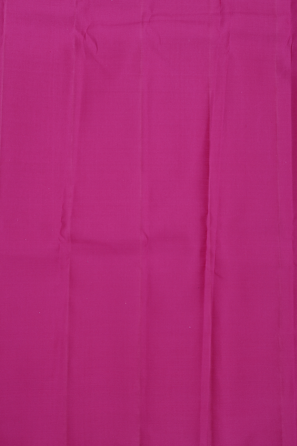 Kanchipuram Silk Saree In Magenta With Rising Border