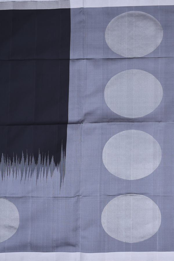 Soft Silk Saree In Plain Black With Contrast Border
