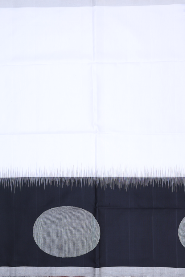 Soft Silk Saree In Plain White With Contrast Border