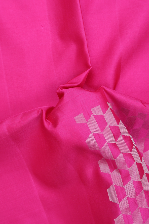 Soft Silk Saree In Pink With Geometric Design