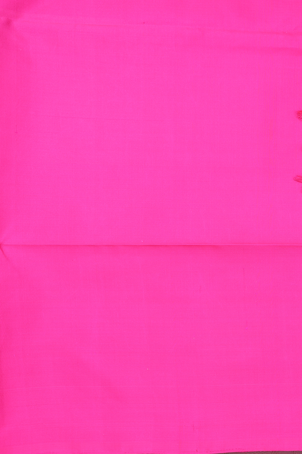 Soft Silk Saree In Shades Of Pink With Checks Design