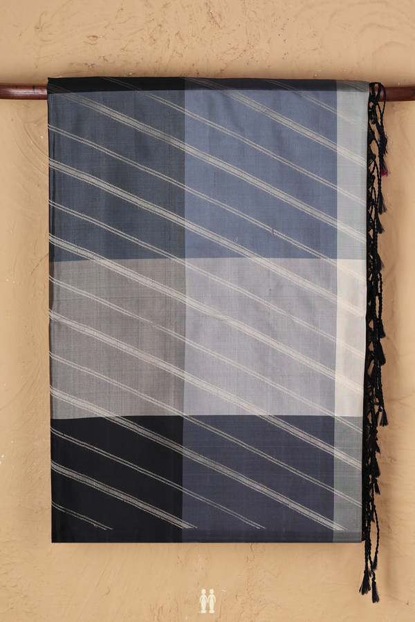 Soft Silk Saree In Multicolor With Checks Design