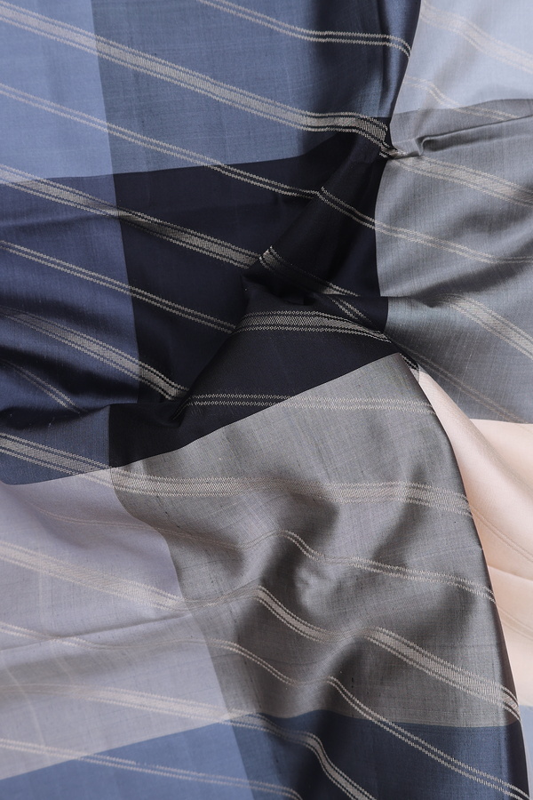 Soft Silk Saree In Multicolor With Checks Design
