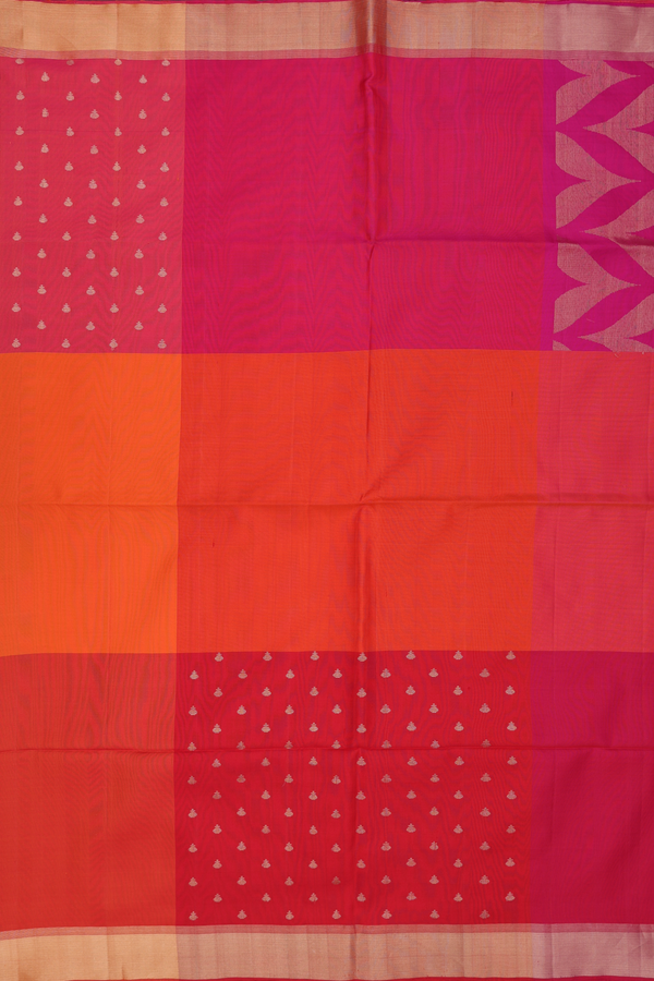 Soft Silk Saree In Pink And Orange With Checks Design