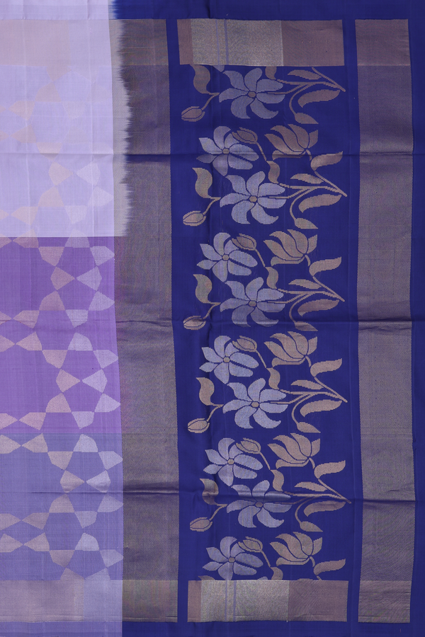 Soft Silk Saree In Tricolor With Allover Design