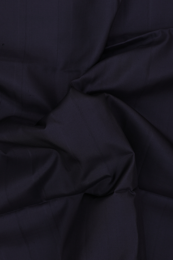 Soft Silk Saree In Plain In Black With Threadwork Border