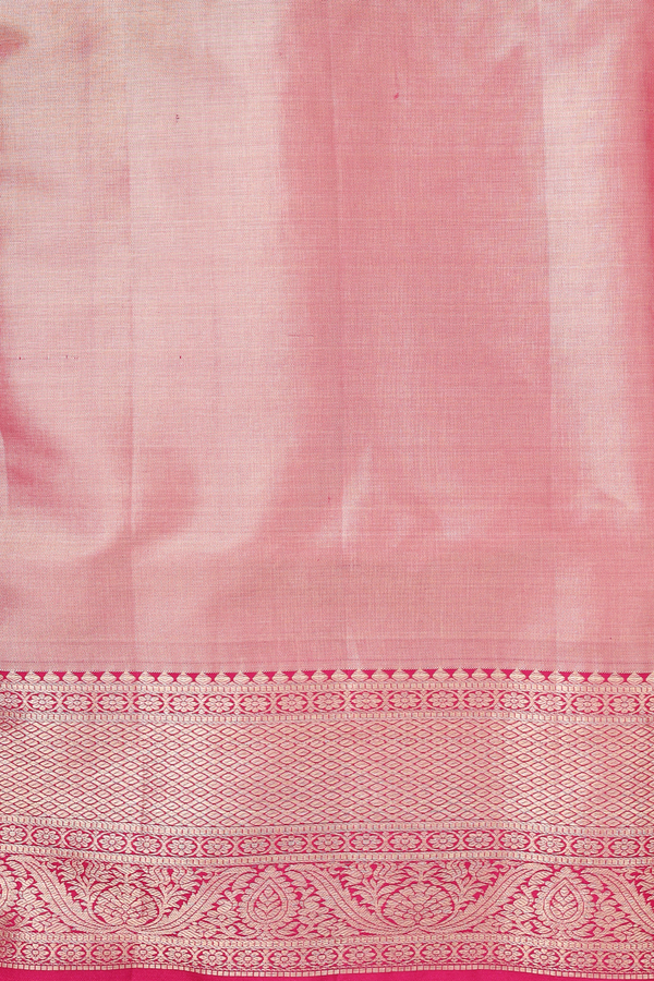 Kanchipuram Silk Saree In Tissue Gold With Checks Design