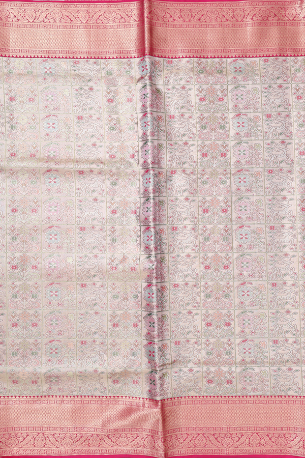 Kanchipuram Silk Saree In Tissue Gold With Checks Design