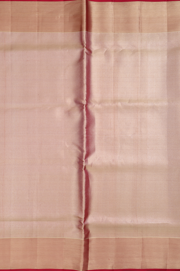 Kanchipuram Silk Saree In Gold With Twill Weave Design
