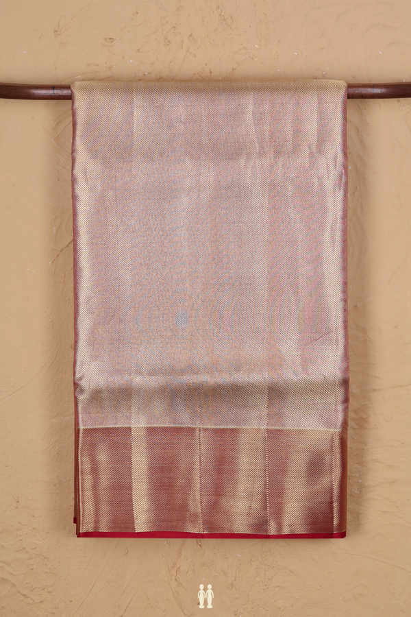 Kanchipuram Silk Saree In Gold With Twill Weave Design