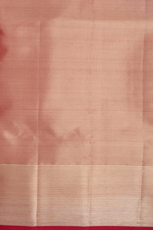 Kanchipuram Silk Saree In Gold With Twill Weave Design