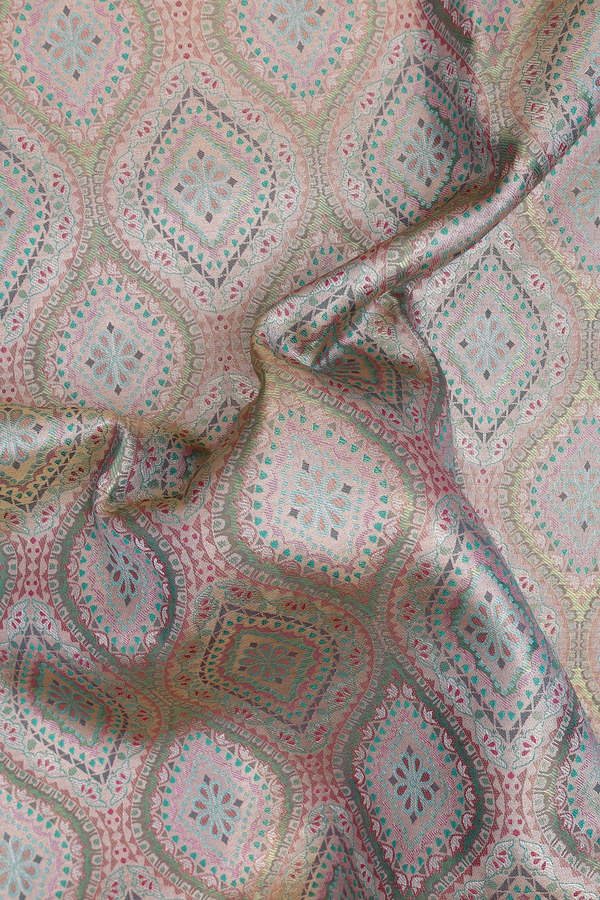 Kanchipuram Silk Saree In Green Tissue With Ogee Design