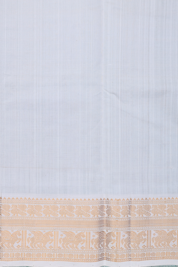 Traditional Silk Cotton Saree In Green With Checks Design