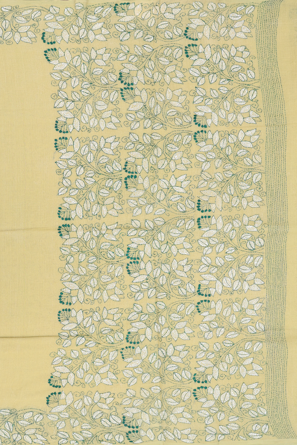 Bengal Cotton Saree In Light Yellow With Embroidered Border