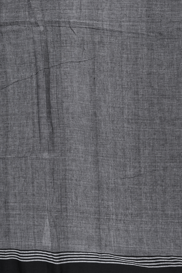 Bengal Cotton Saree In Grey With Threadwork Buttas