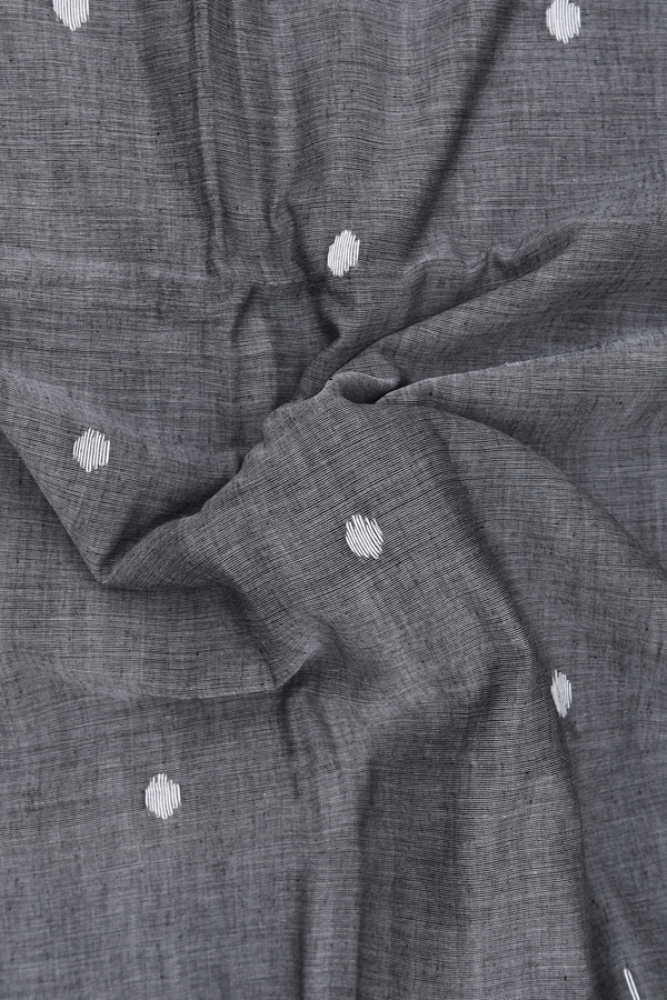 Bengal Cotton Saree In Grey With Threadwork Buttas