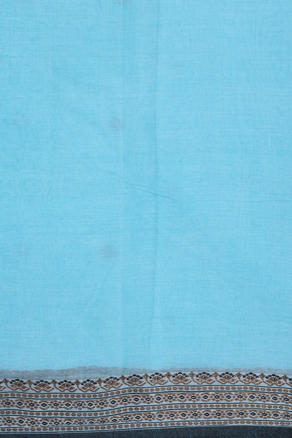 Bengal Cotton Saree In Pastel Blue With Threadwork Buttas