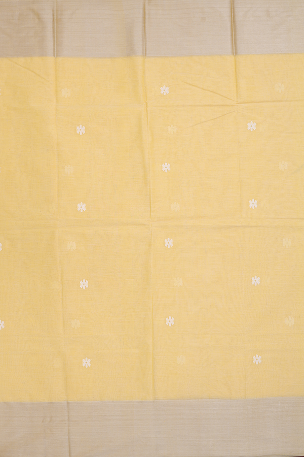 Bengal Cotton Saree In Pastel Yellow With Floral Buttas