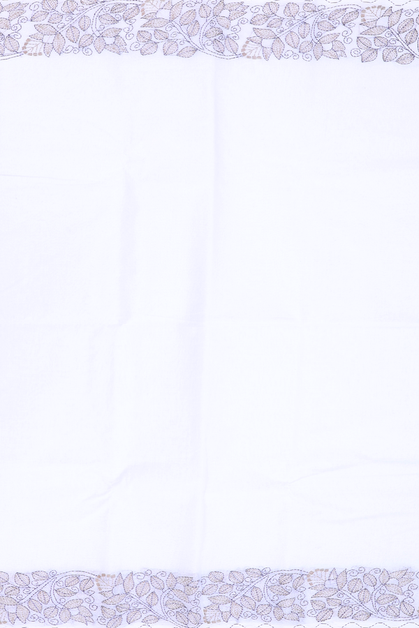 Bengal Cotton Saree In White With Embroidered Border
