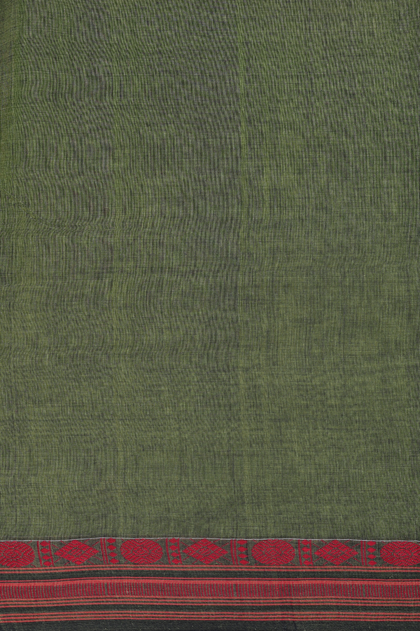 Bengal Cotton Saree In Mehendi Green With Threadwork Buttas
